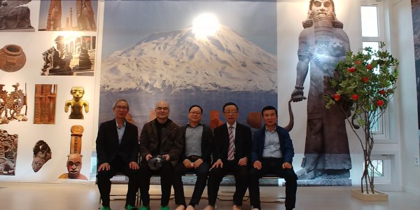 0fa54721e7b240c40216282e92efb795_1562981